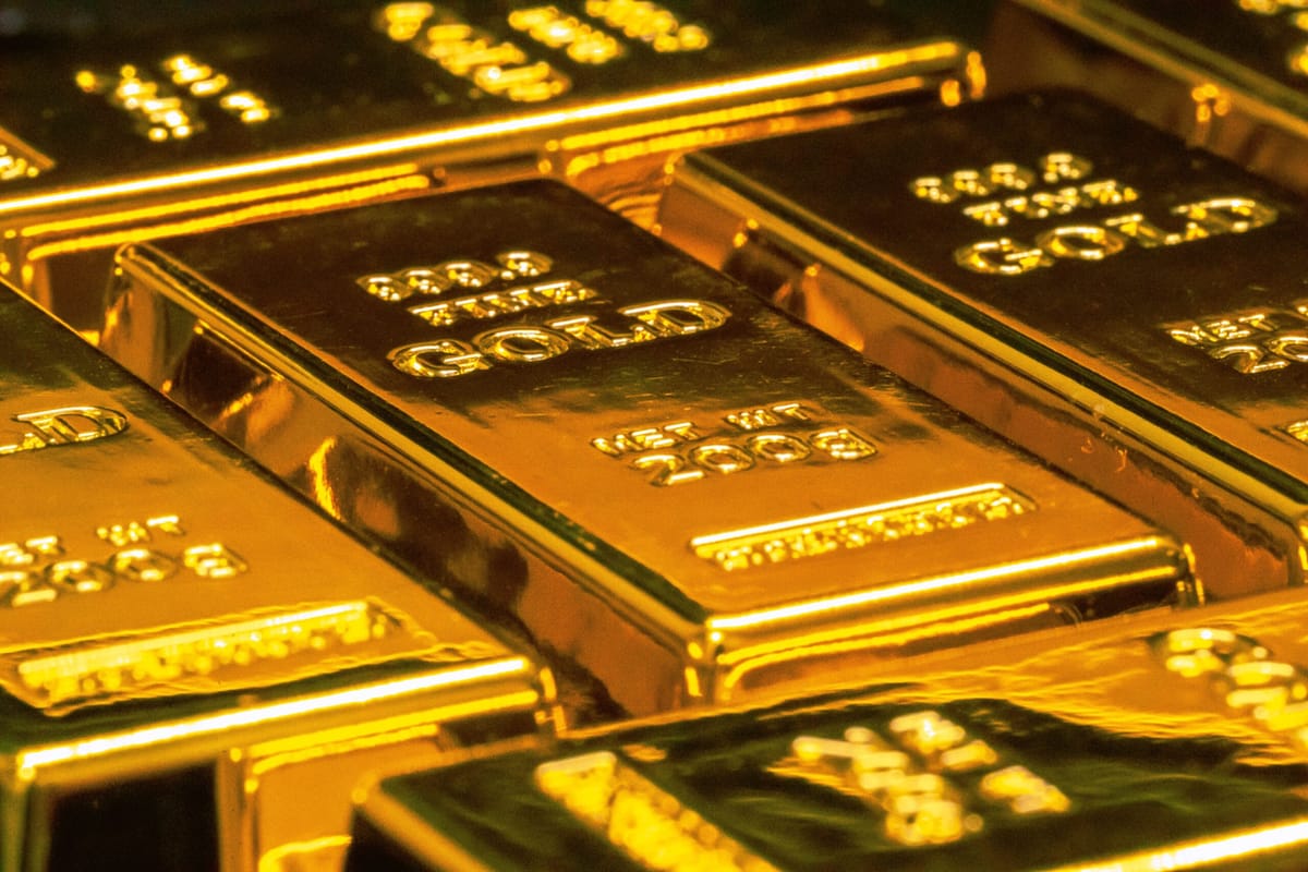 Gold Gains Popularity as Investors Flee Risky Assets Following SVB's Collapse